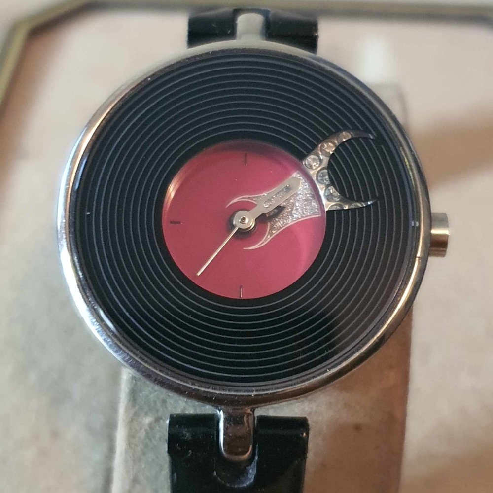 Fastrack Silver/Black Rhinestone Leather Women's Watch